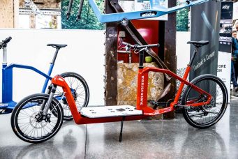 Maniac & sane lastenrad, extrem weiches lastenrad, cargobike aus carbon