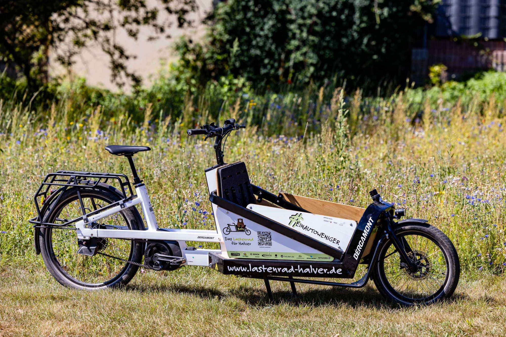 Das ist balu, das freie lastenrad für halver. Damit es für alle sicher ist und sich gut anfühlt, ist eine gute fahrradversicherung ein echter segen!