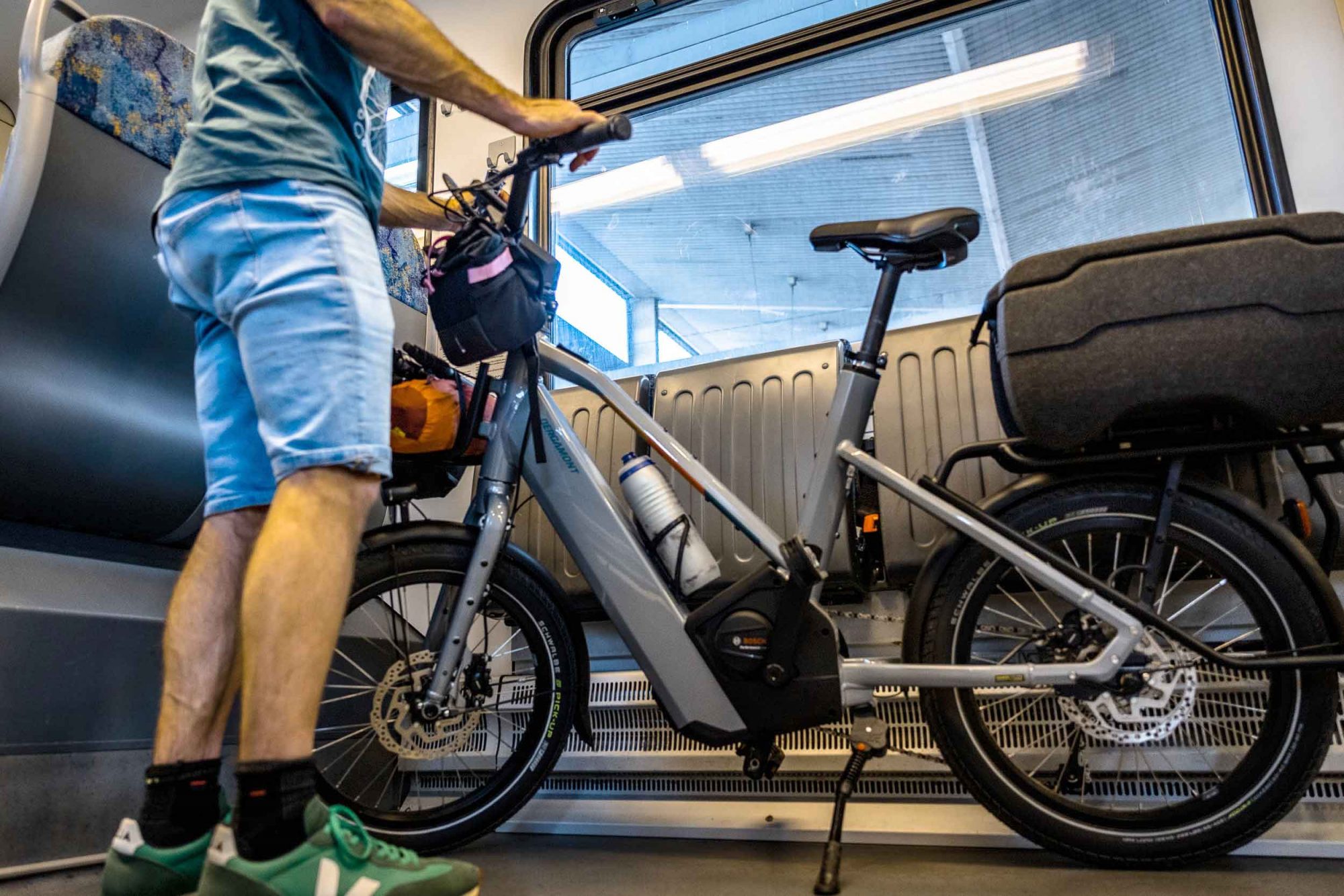 Bergamont hans-e test: the small bike fits perfectly on the train!