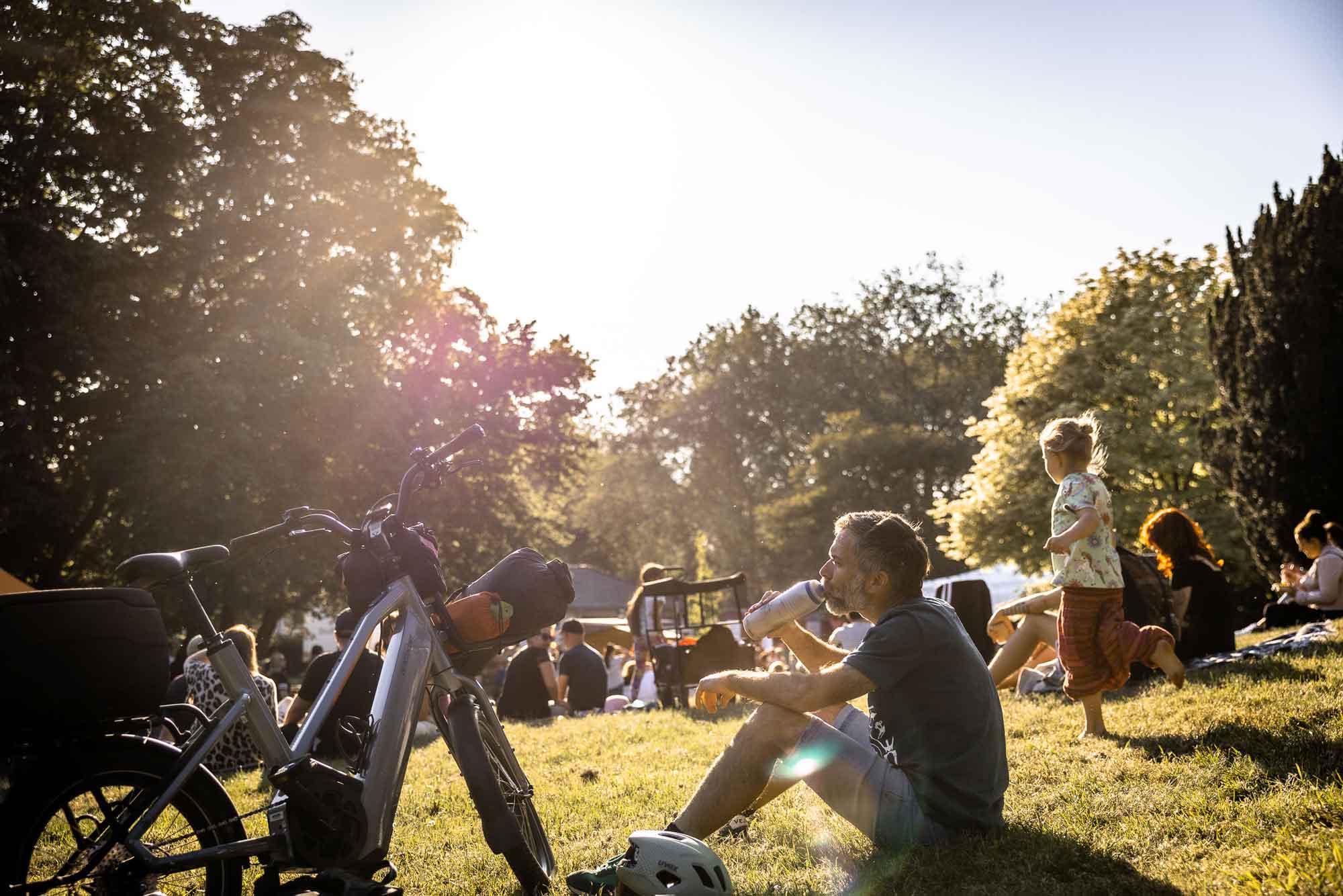 Spontan verschlug es uns mit hans-e auf das kpip-festival („komm – pogo im park! “) nach rheinberg.