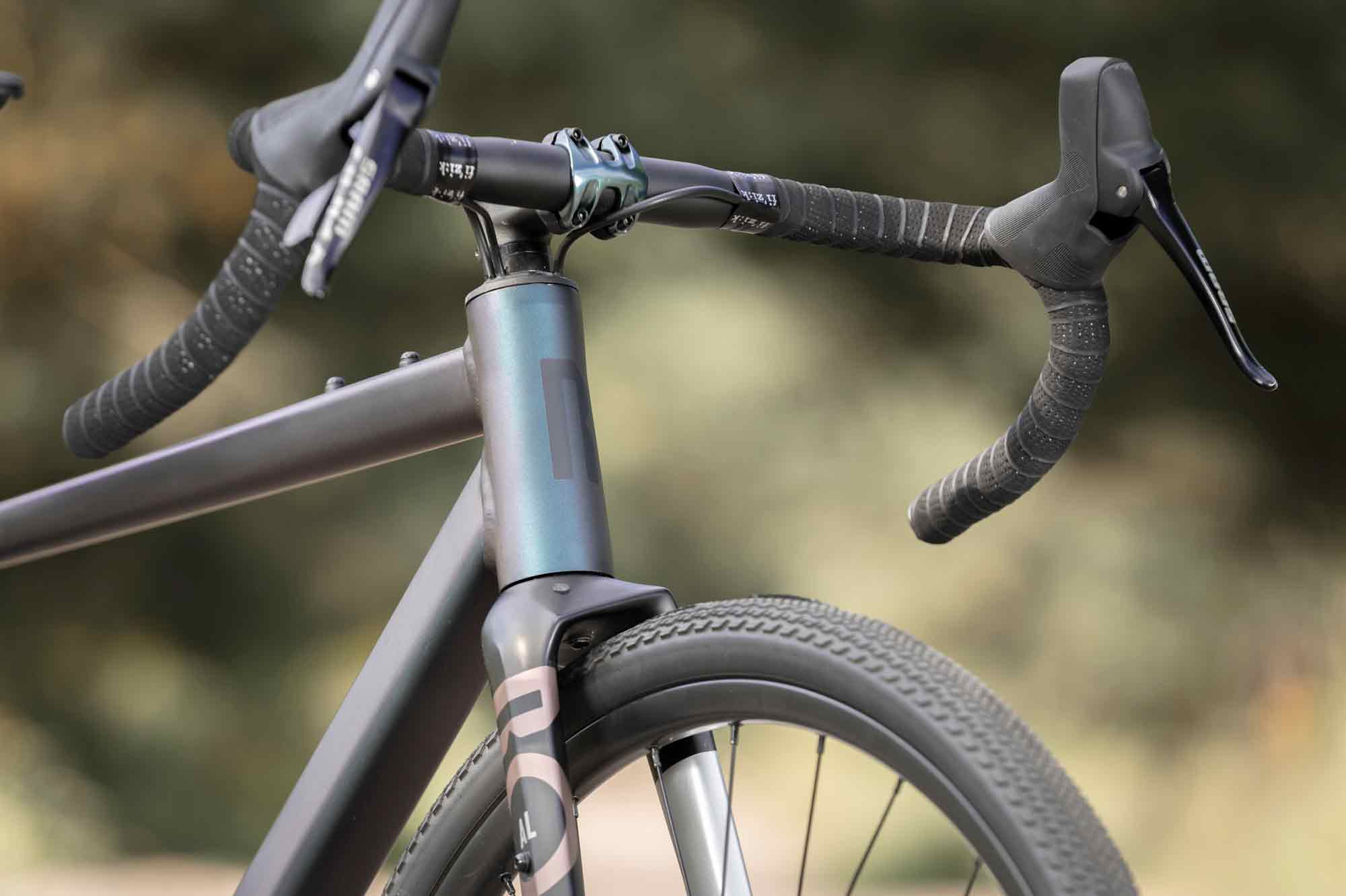 The design of a gravel bike could hardly be much cleaner, could it?