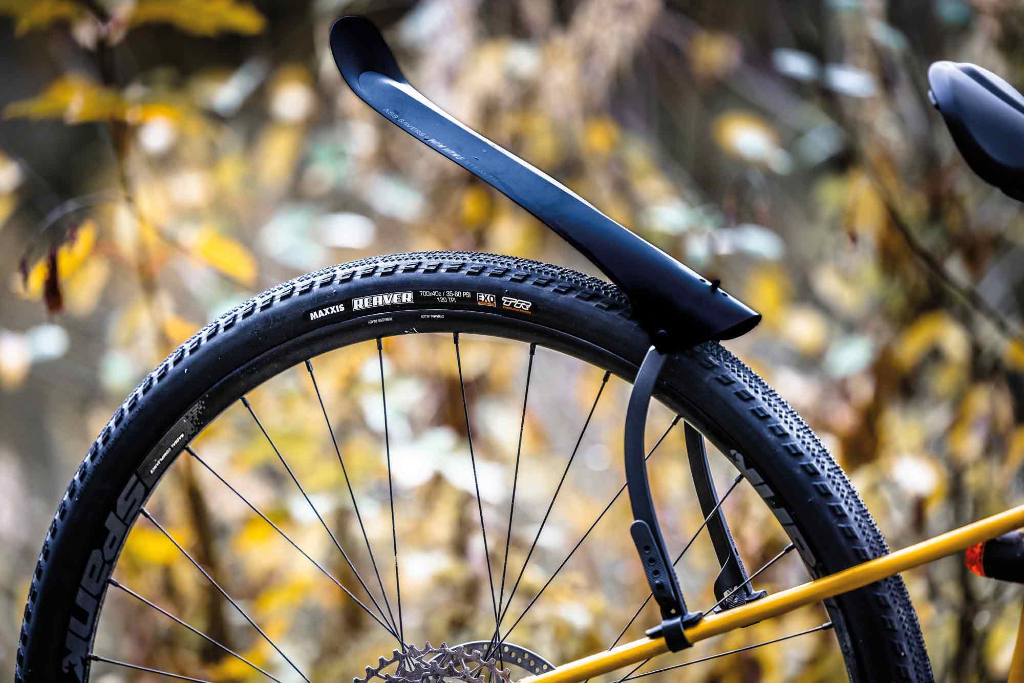 In our maxxis gravel tire test, the new maxxis reaver was also "allowed" to prove itself in winter conditions.